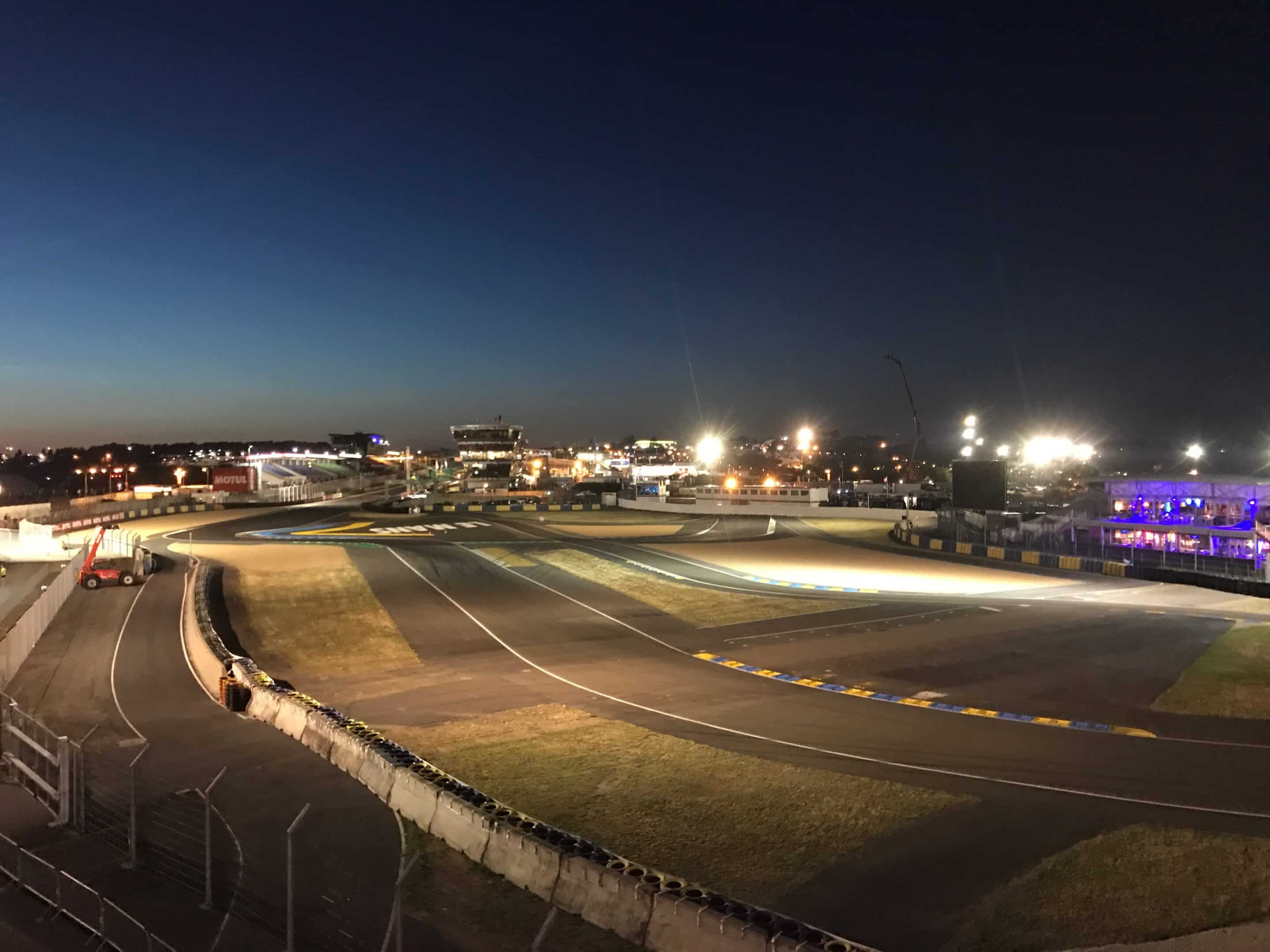porsche le mans curve scaled